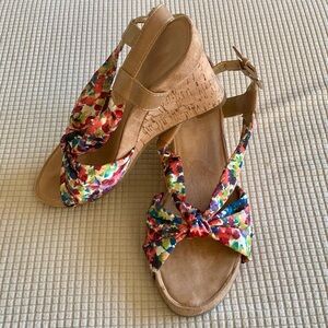 AEROSOLES Colorful Wedge Sandals